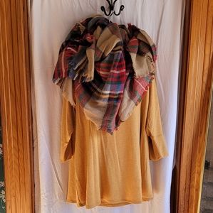 3/4 sleeve mustard top